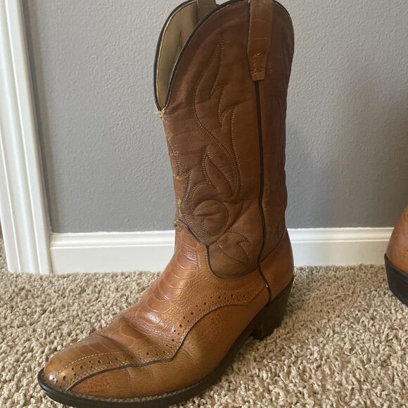 Vtg Laredo Brown Nico Leather Western Style Boots Men\'s Size 10EE Distressed USA main image 11